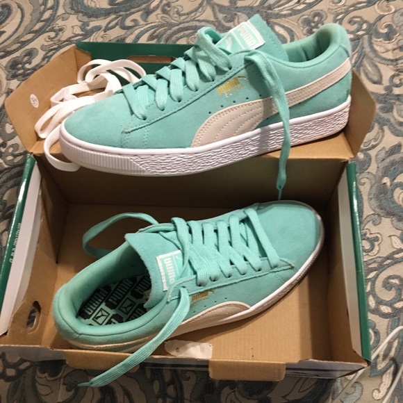 Pumas - Picture 2 of 3